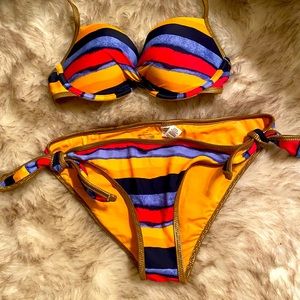 Aerie multi color bikini set size 32C and small bottom